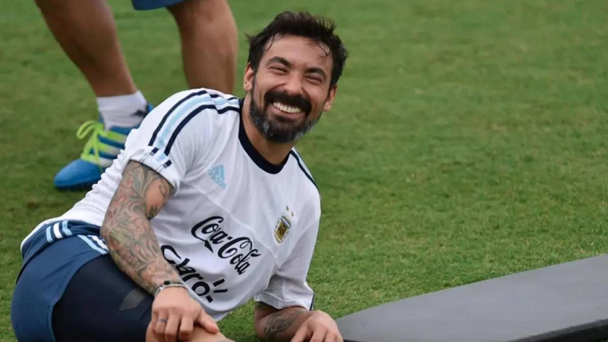 Coronavirus: la donación de Pocho Lavezzi a su ciudad natal