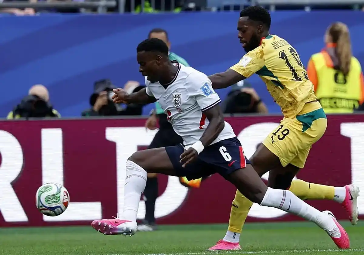 Inglaterra y Ghana no se sacaron diferencias y todo se define en la última fecha.