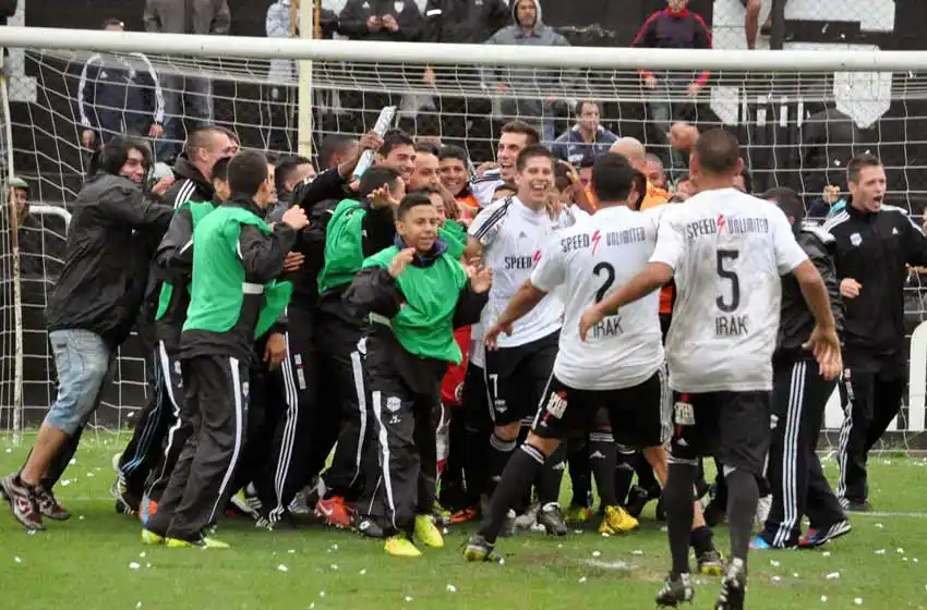 Nueva AFA, viejos vicios