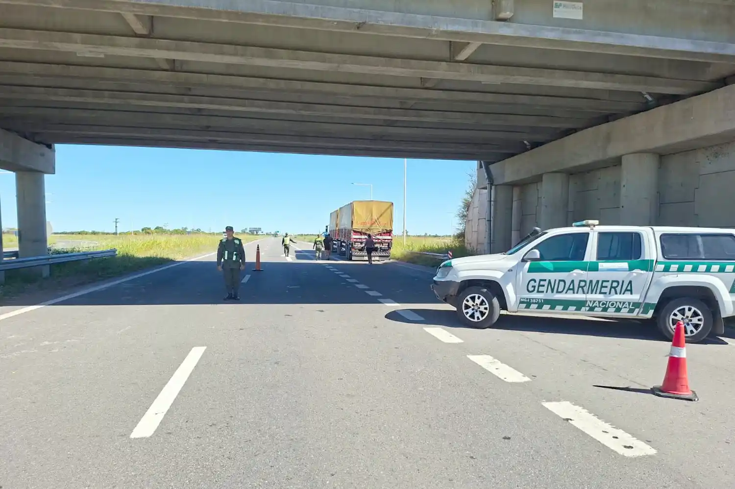 control gendarmeria nacional - 1