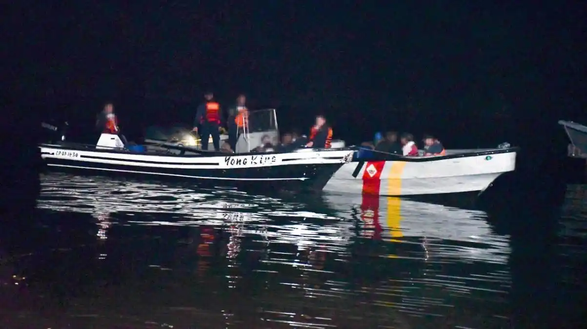 Armada colombiana rescató a 11 migrantes venezolanos al suroeste de la isla de San Andrés