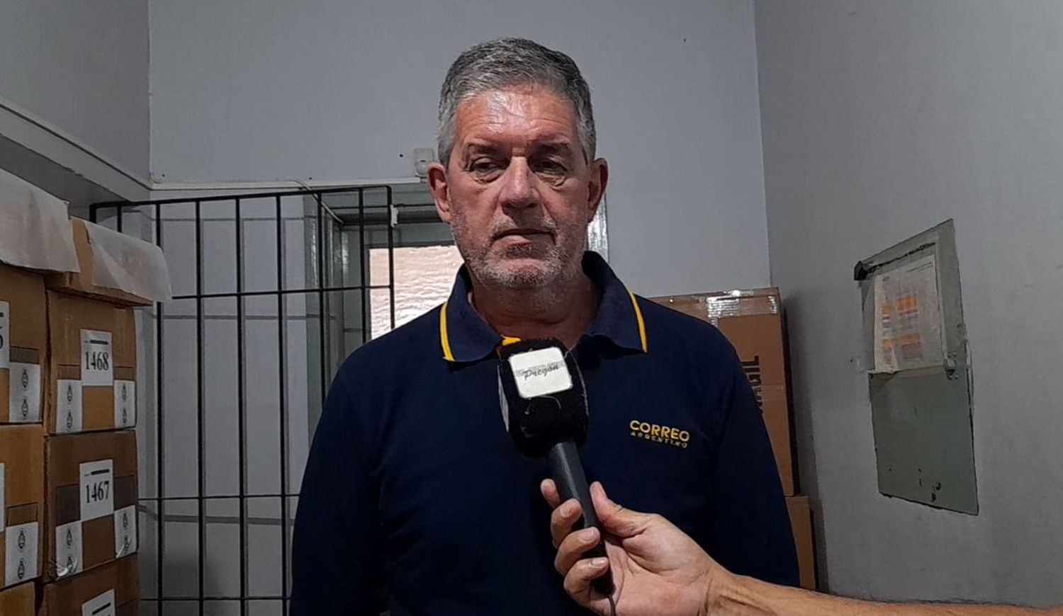 Elecciones: se distribuyen las urnas en las escuelas