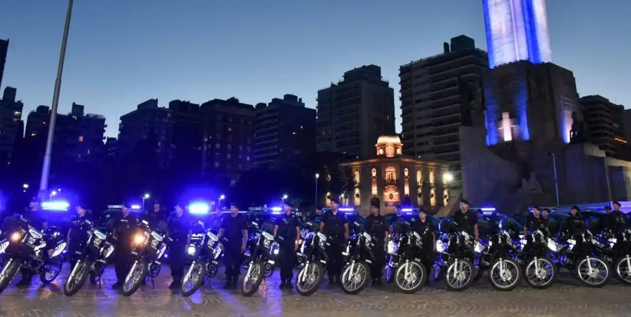 En el 2024, la gestión del gobernador Maximiliano Pullaro invirtió cerca de 45.000 millones de pesos en nuevos móviles destinados a reforzar la seguridad en todo el territorio santafesino