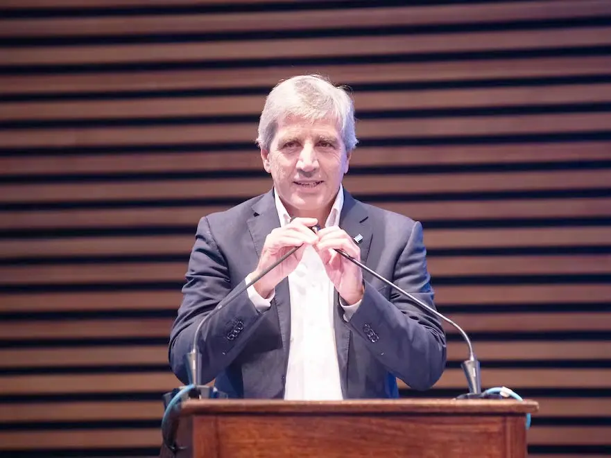 Caputo redobló la apuesta y defendió la gestión: “El cambio es inexorable, no hay marcha atrás”
