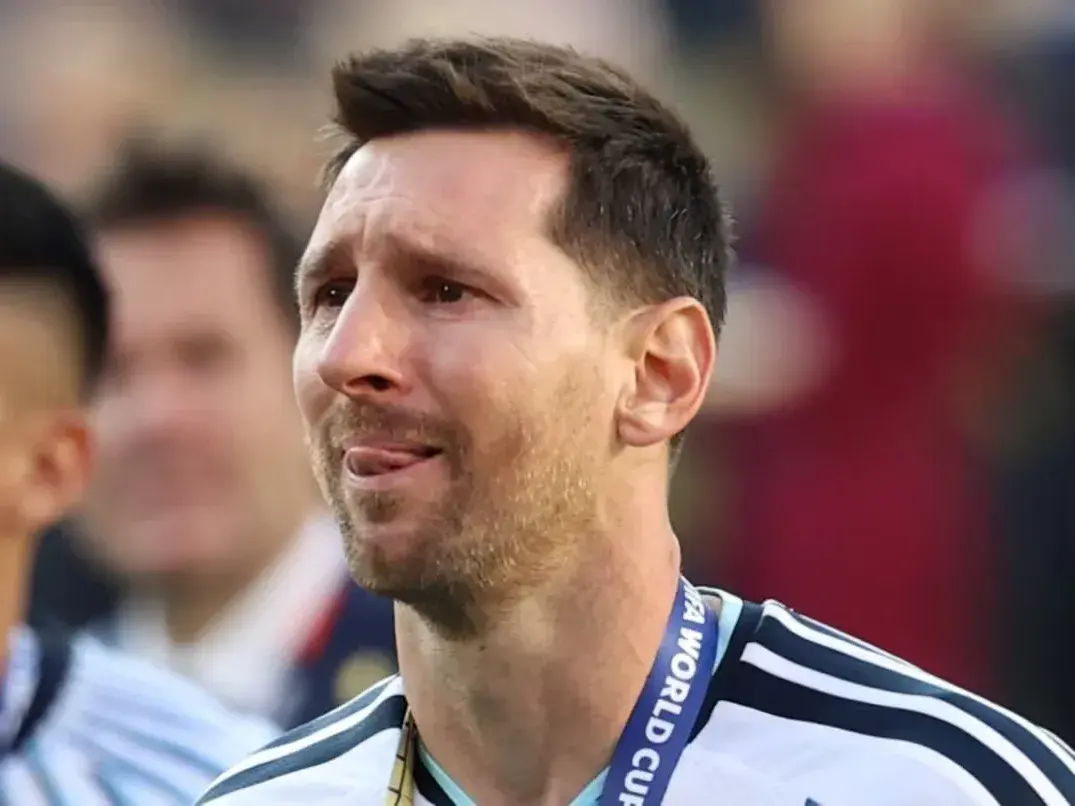 Las lágrimas de Leo Messi tras la derrota ante España en la final del Mundial 2026. Foto:captura