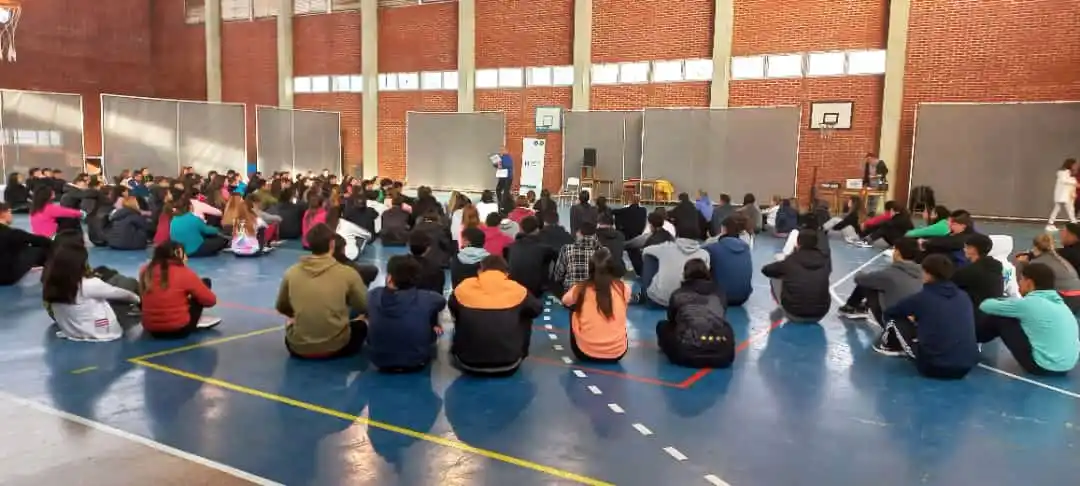 Se desarrolló curso sobre juegos en el Centro de Educación Física