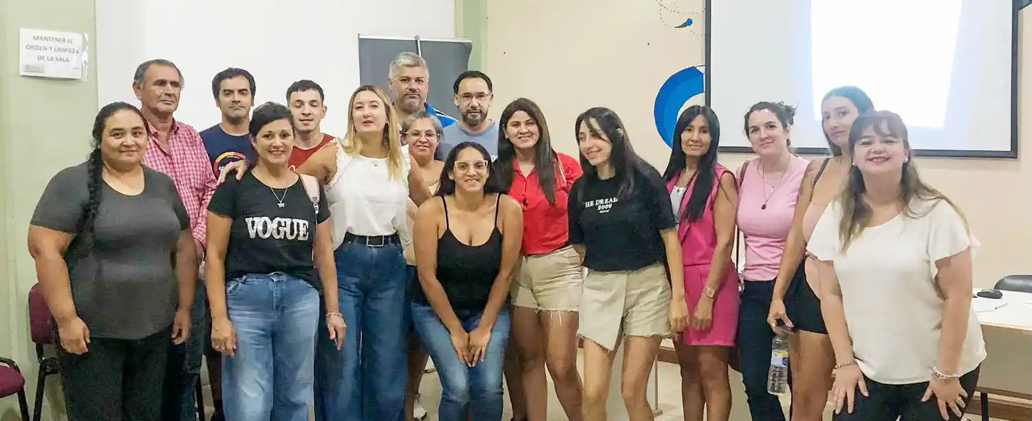 Se realizó taller de economía para el hogar