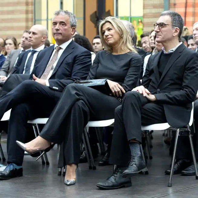 Zapatos: Máxima no quiere ser menos que Letizia