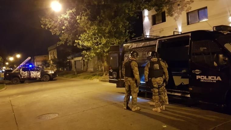 Rosario: allanamientos por balaceras contra edificios judiciales