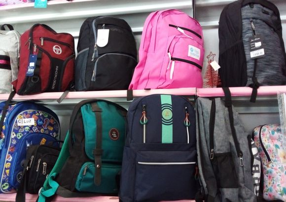 Un padre necesita más de 20 mil por chico para empezar las clases