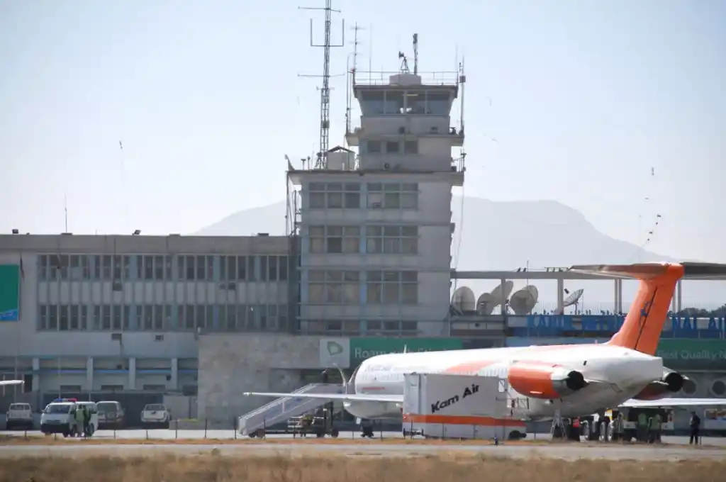 Atacaron con cohetes el aeropuerto de Kabul
