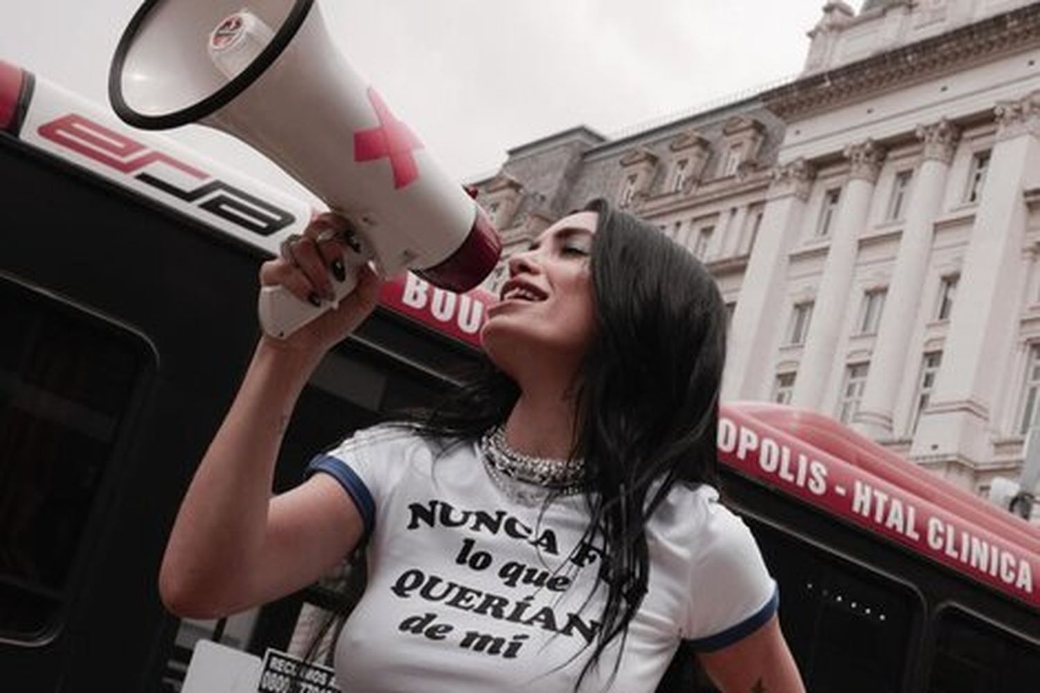 Spotify, Lali Espósito y el revuelo libertario: cómo un tuit desató una cruzada en redes