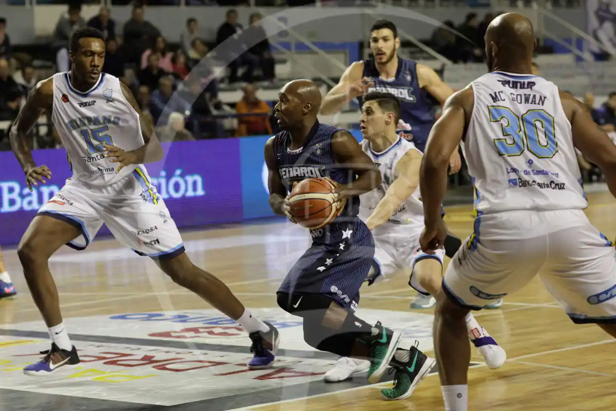 Peñarol se pone a prueba como visitante