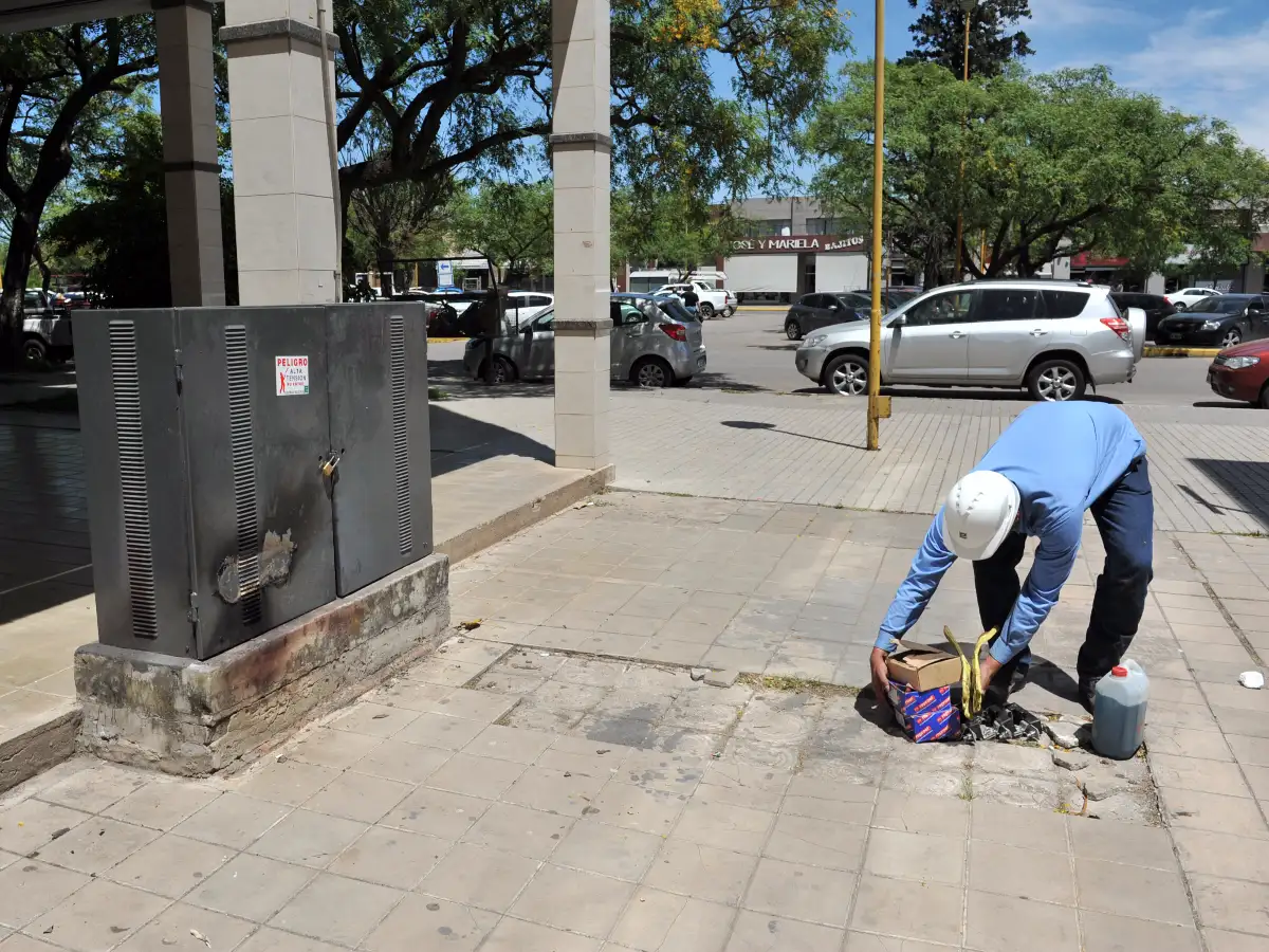 Casi seis horas sin luz en el Centro Cívico por vandalismo 