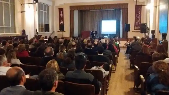 Enrique Orschanski: “Veo chicos con padres, pero están huérfanos”
