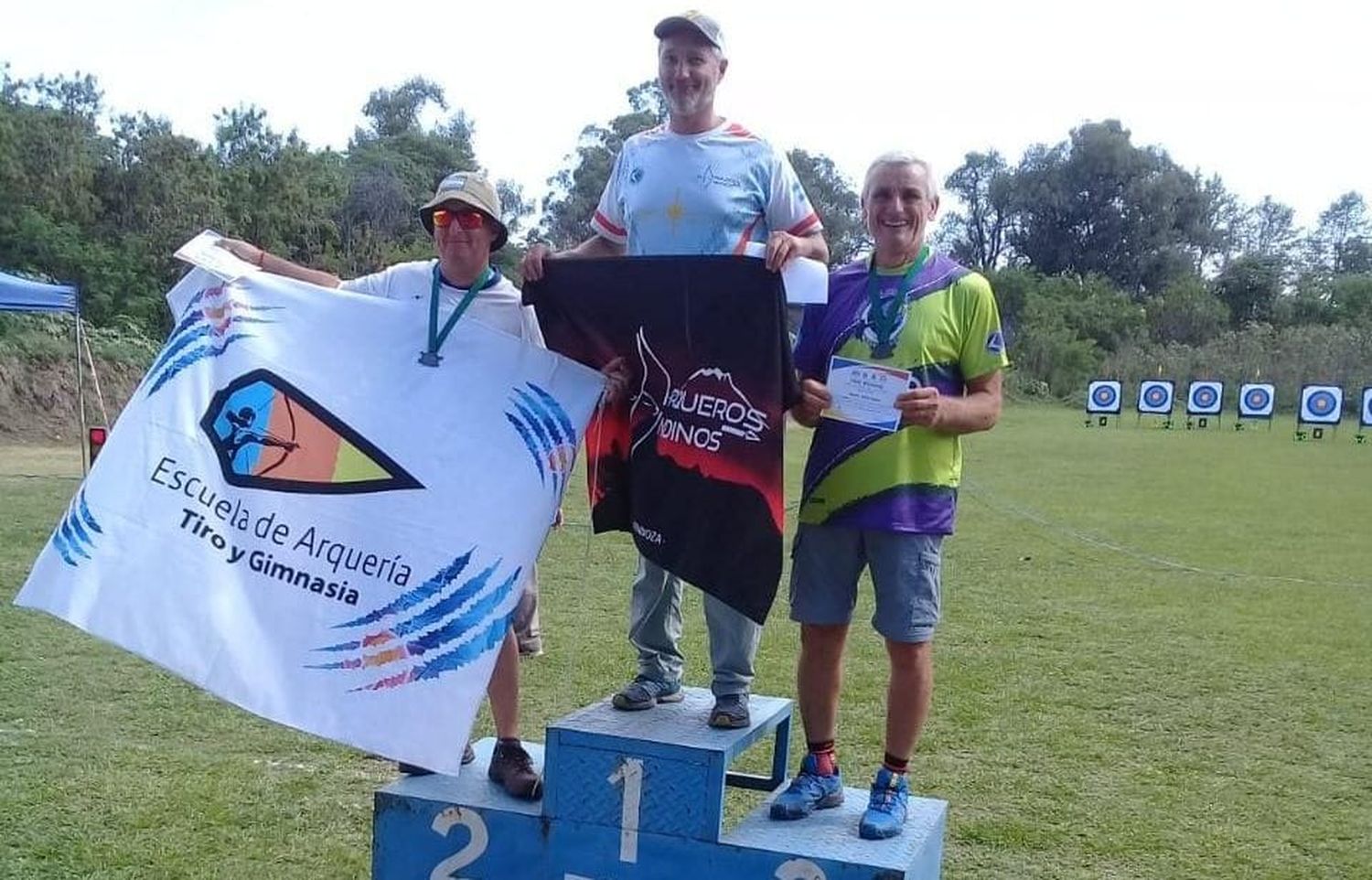 Danilo Sicardi, subcampeón en Raso masculino senior