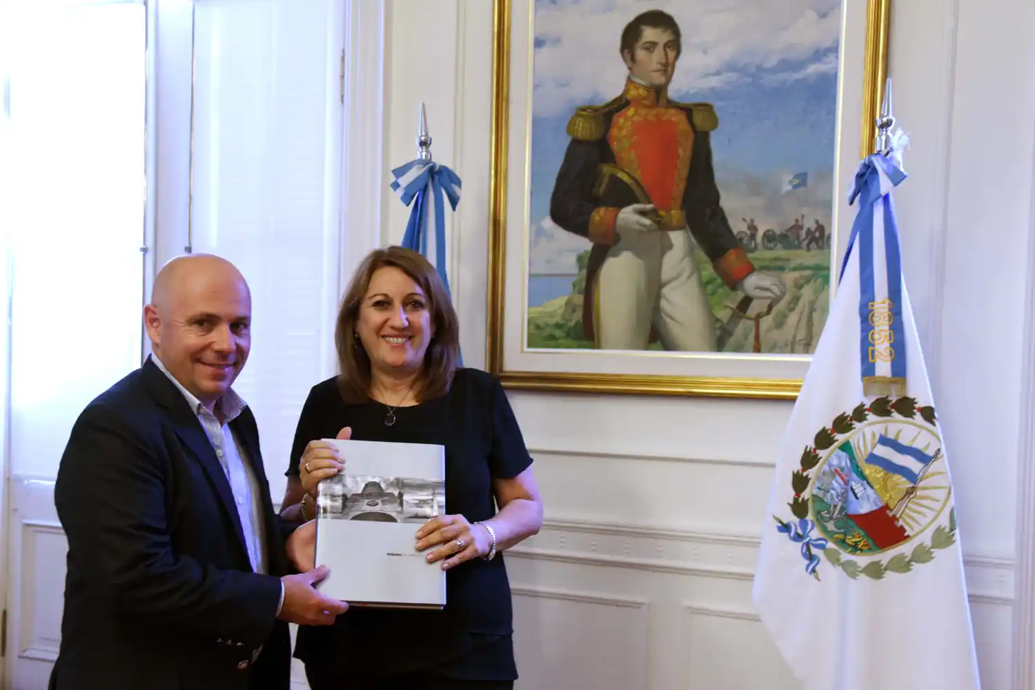 Mónica Fein recibió la visita del intendente de Puerto Madryn