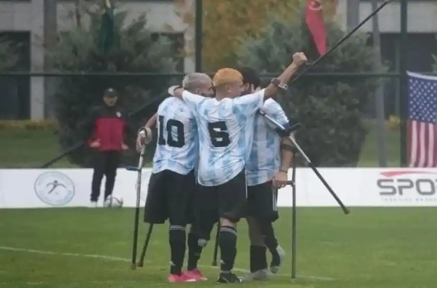Mundial de Fútbol de Amputados: con goles de un marplatense, la Selección le ganó a Inglaterra