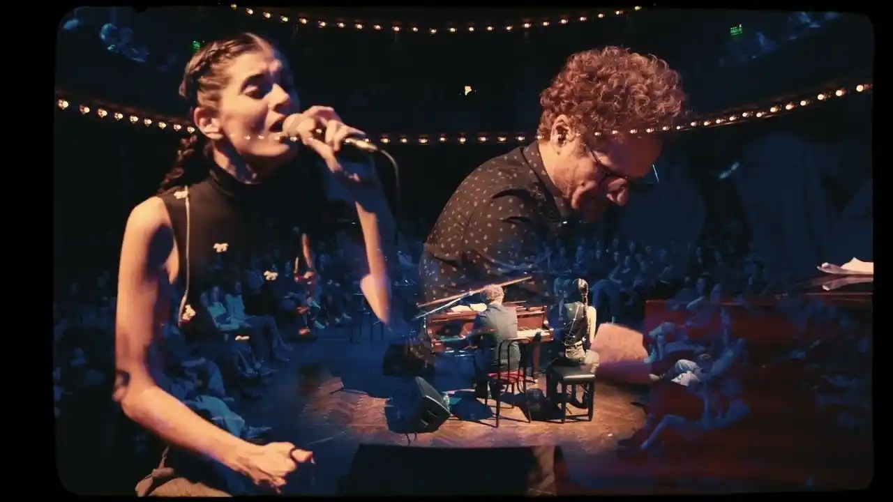 Por su escenario ya pasaron artistas como Javier Malosetti, Ligia Piro, Luis Salinas, Georgia Hears, Joy Brown, La Fundación del Funk y muchos más.