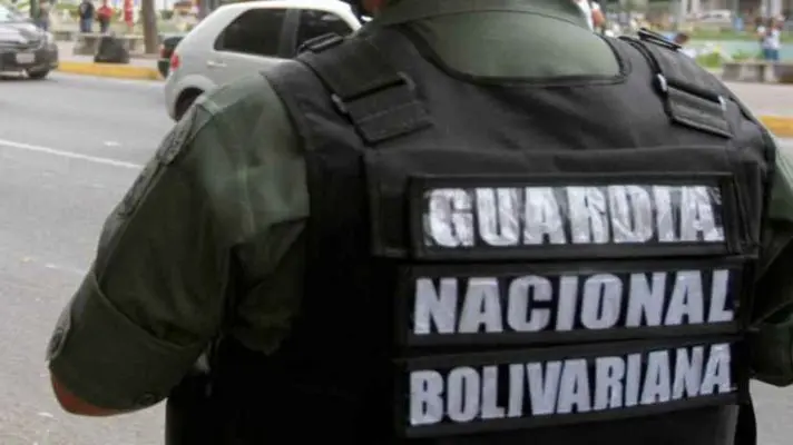 MUERE GNB durante robo frustrado en la Autopista Regional del Centro