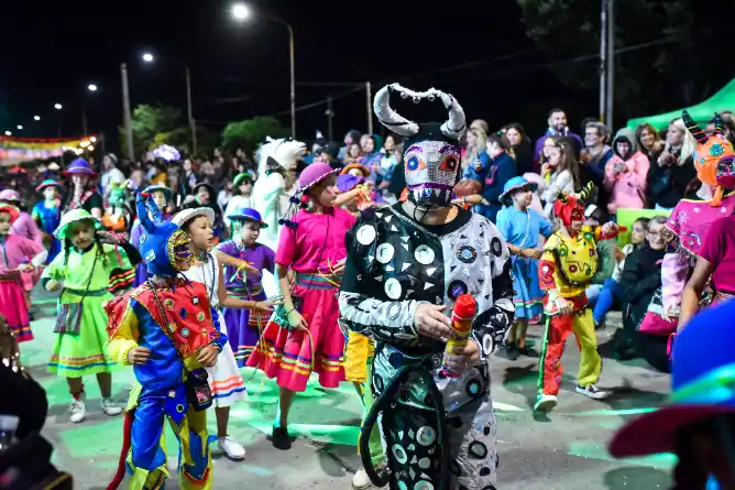 Ya comienza la fiesta que reúne a toda la familia: Carnaval Infantil 2025