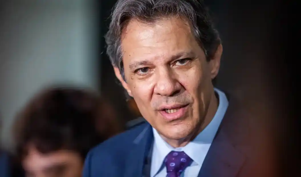 El ministro de Economía advirtió por la desaceleración económica
