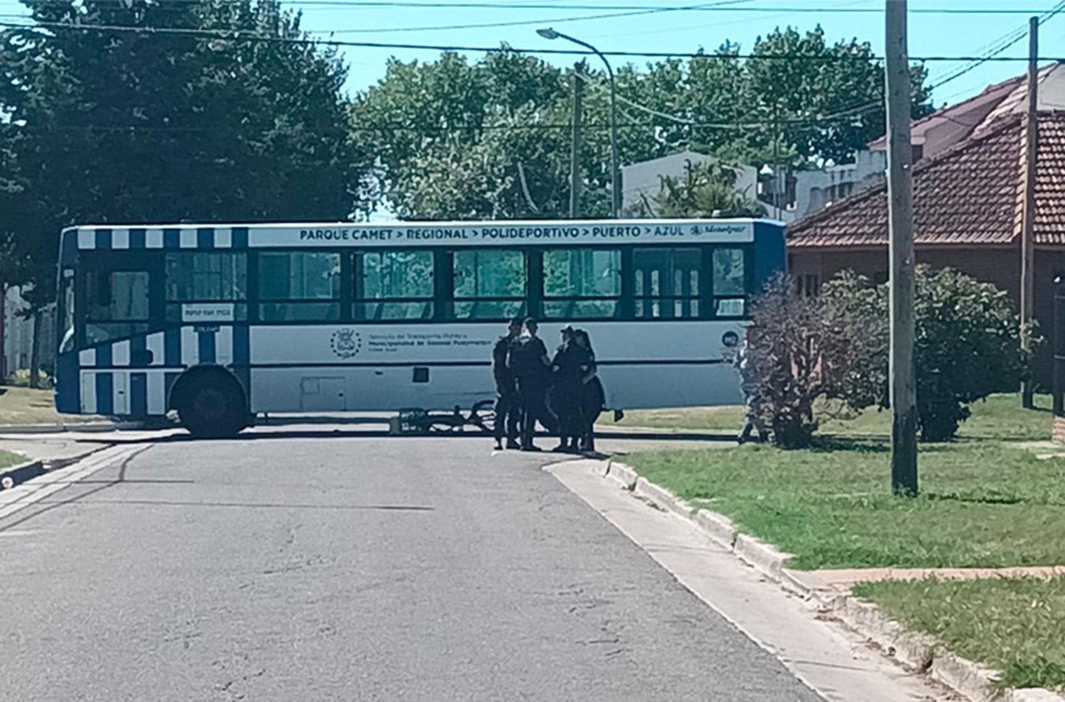 Un colectivo le arrancó un brazo a un hombre