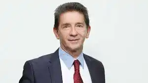 ¿De dónde saca tanta plata Luis Pérez?