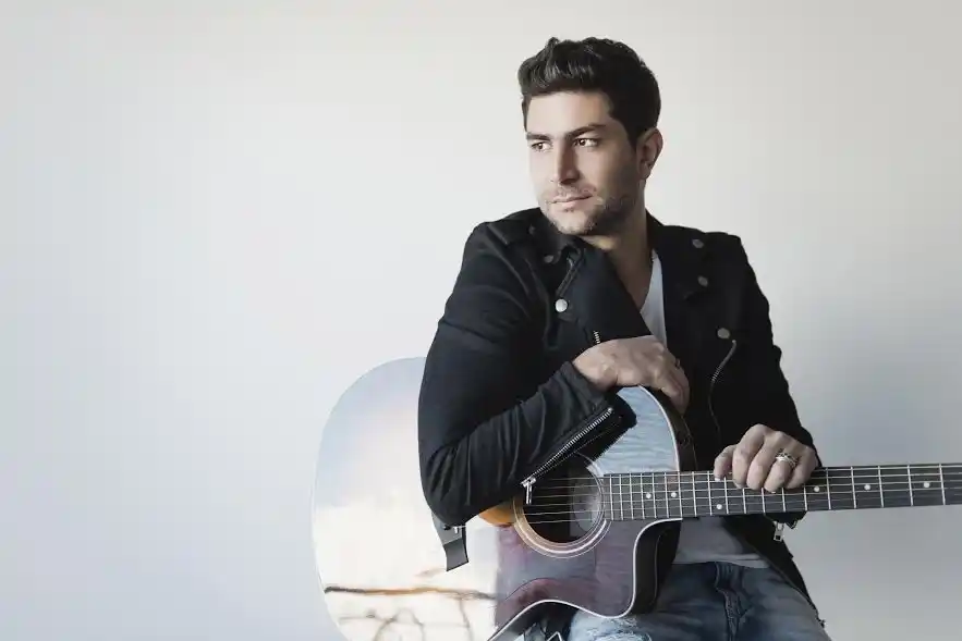 Maxi Pardo llega en el verano con su música