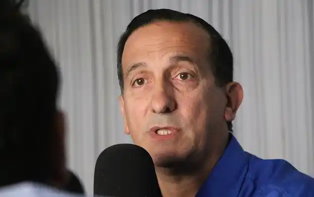 Tras el pedido de informe del PJ por una supuesta irregularidad del concejal Roko, el equipo de Legales del Municipio prepara la documentación