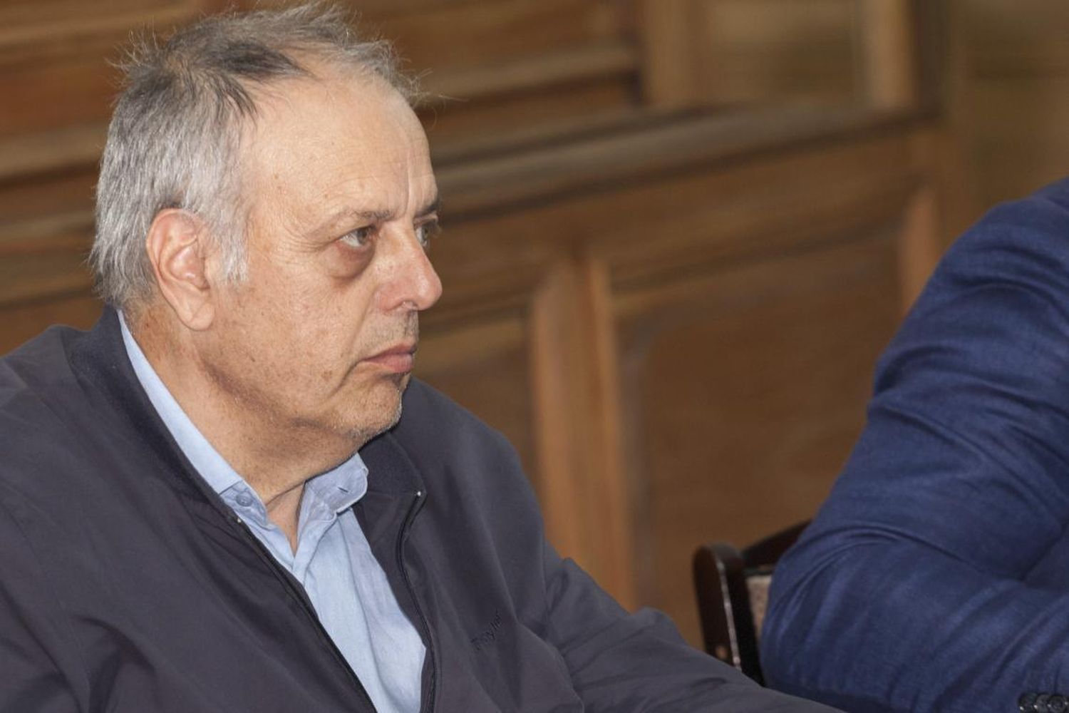 Revuelo en General Lavalle: Intendente denunció a sus propios funcionarios por intentar cobrar los $10 mil del Ingreso Familiar 