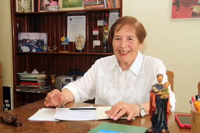 “Mi mente está llena de poesía y me hace sentir mejor persona”
