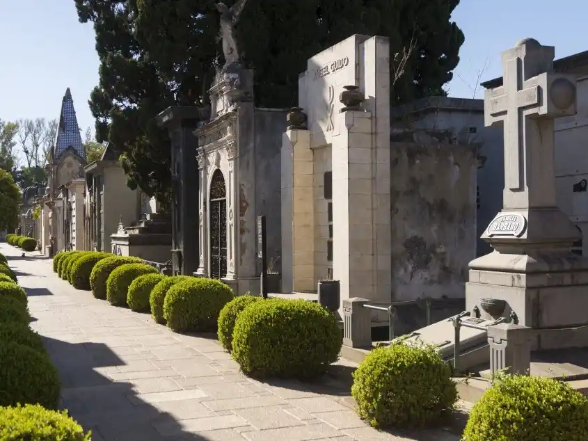 Cementerio El Salvador: invitan a un recorrido guiado para conocer parte de la historia de los primeros inmigrantes