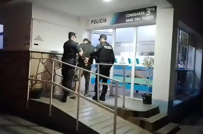 Forzó una reja y quiso entrar a una vivienda por el techo