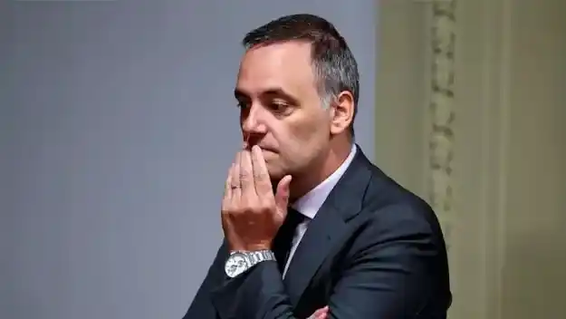 Las jubiladas señaladas como las "prestamistas" de Manuel Adorni negaron conocer al funcionario