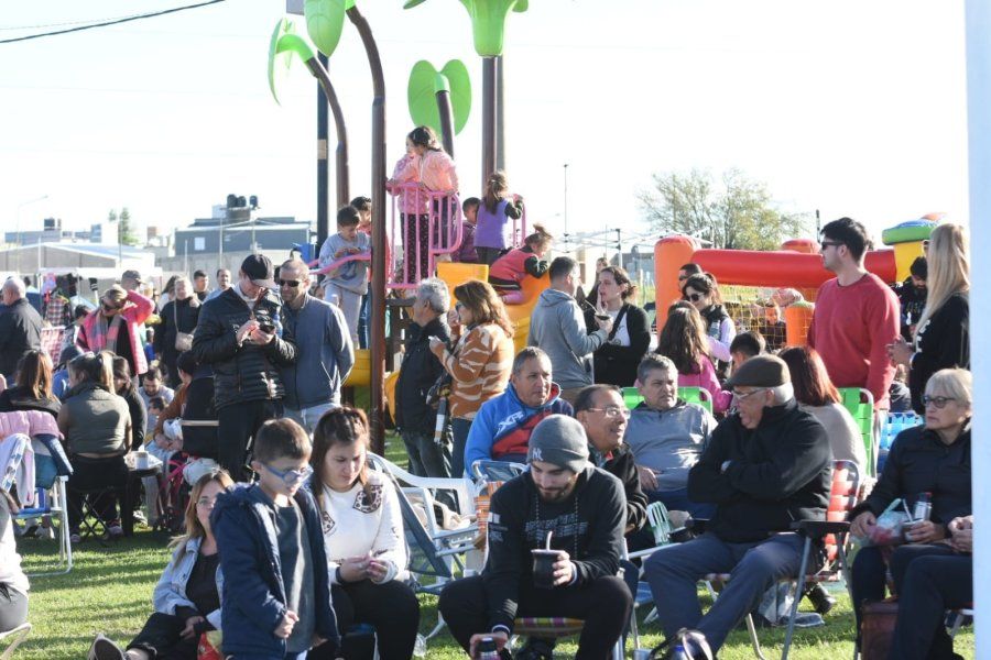 El barrio Antártida Argentina se vistió de fiesta