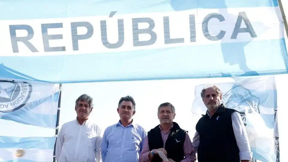 Para el gobierno no hay motivos para ir a un cese de comercialización