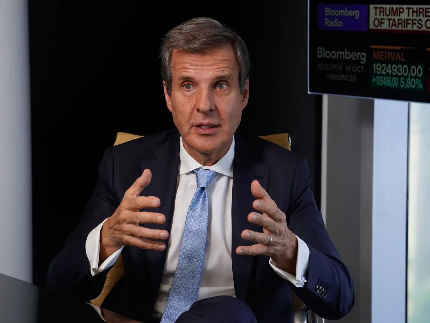 "La carga de la deuda sobre gran parte de las familias argentinas necesita soluciones creativas que no impliquen un solo peso de gasto fiscal o cuasi fiscal", aseguró el economista.
