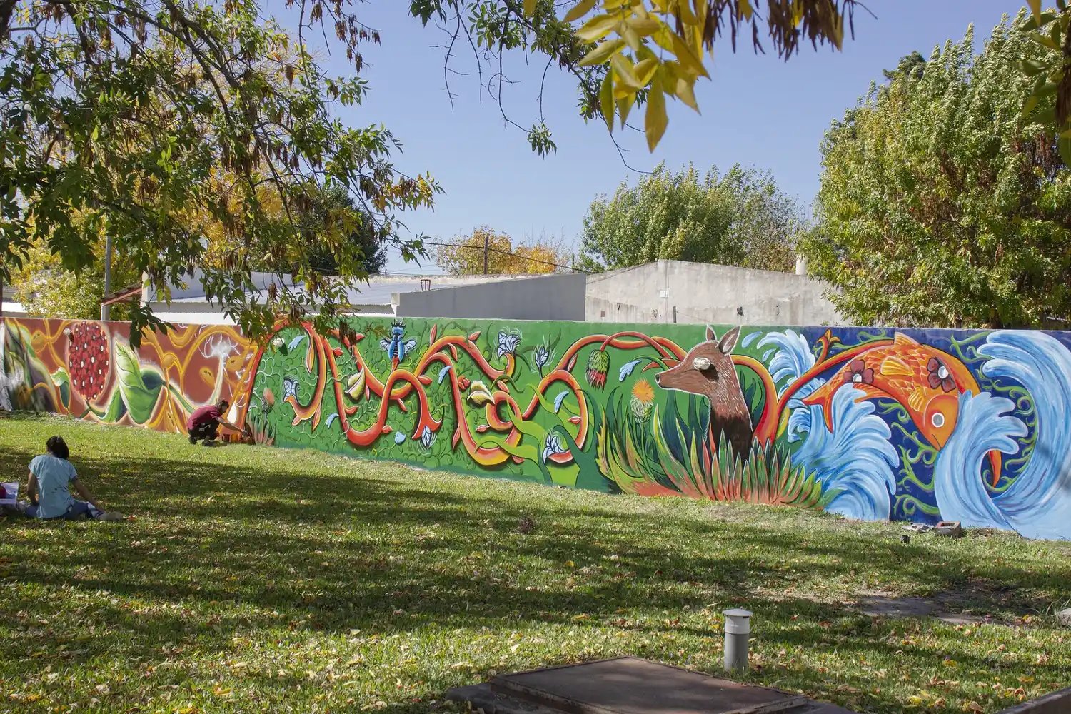 Encuentro Provincial de Muralistas: 12 obras murales visten las calles de Larroque