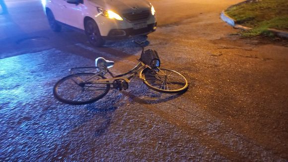 Accidente: una mujer atropellada cuando circulaba en bicicleta