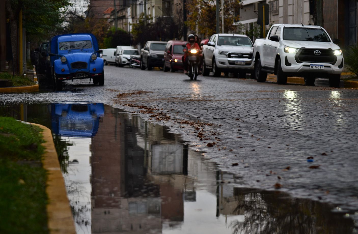 La temperatura máxima para hoy es de 17 °C.