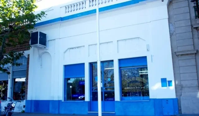 Salliqueló: Comerciantes reclaman al Intendente por venta ilegal