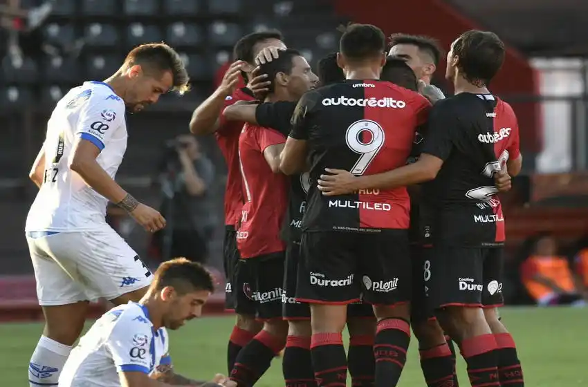 Con Aguerre como figura, Newell’s derrotó a Vélez