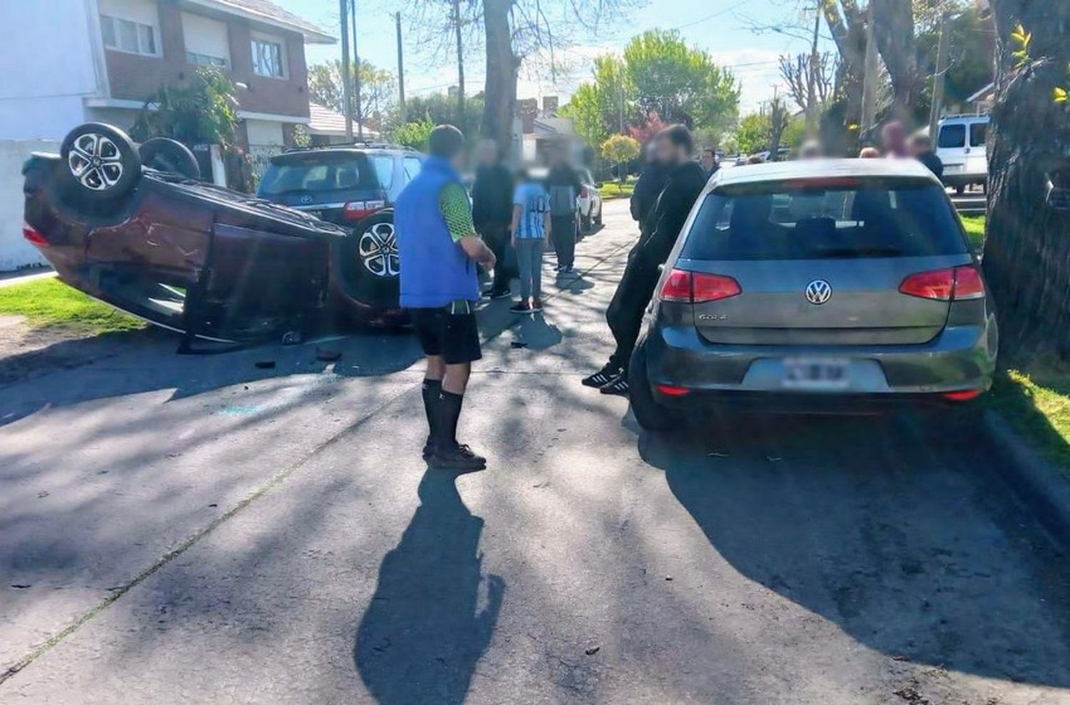 Vuelco en San Carlos: la conductora sufrió un accidente cerebrovascular