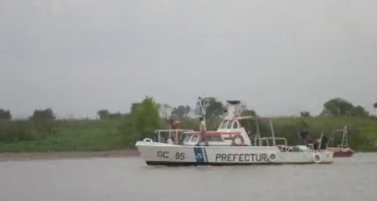 Buzos buscan el cuerpo de Salvador Condolucci