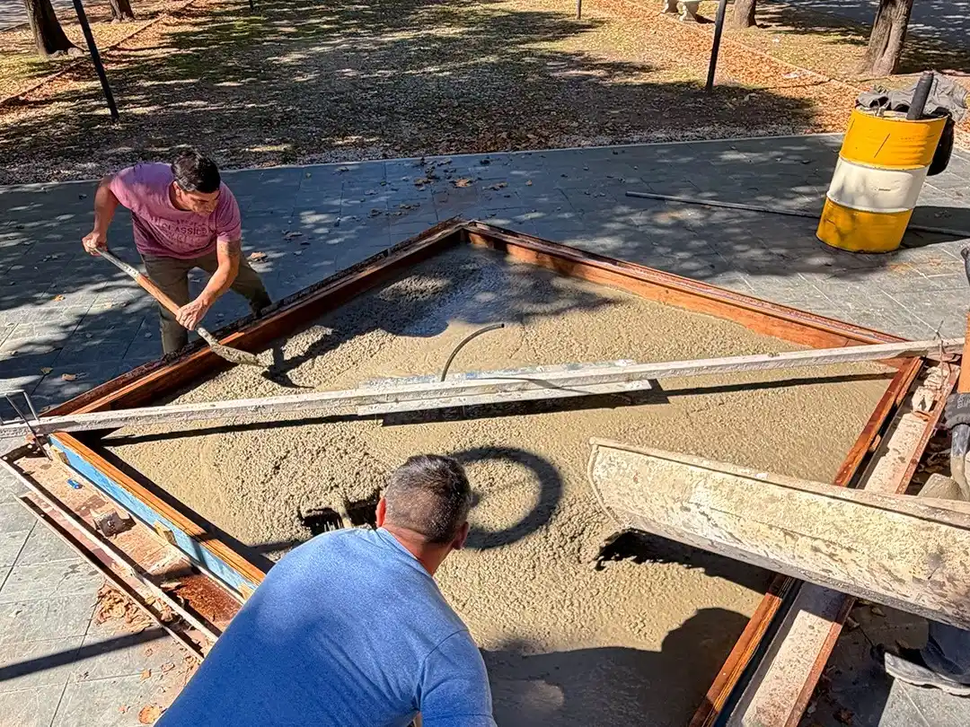 Trabajos en la plazoleta de Avenida 59 y 56