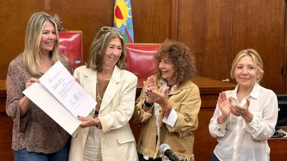 Declararon "Vecina Destacada" a Haydeé Pérez Maraviglia