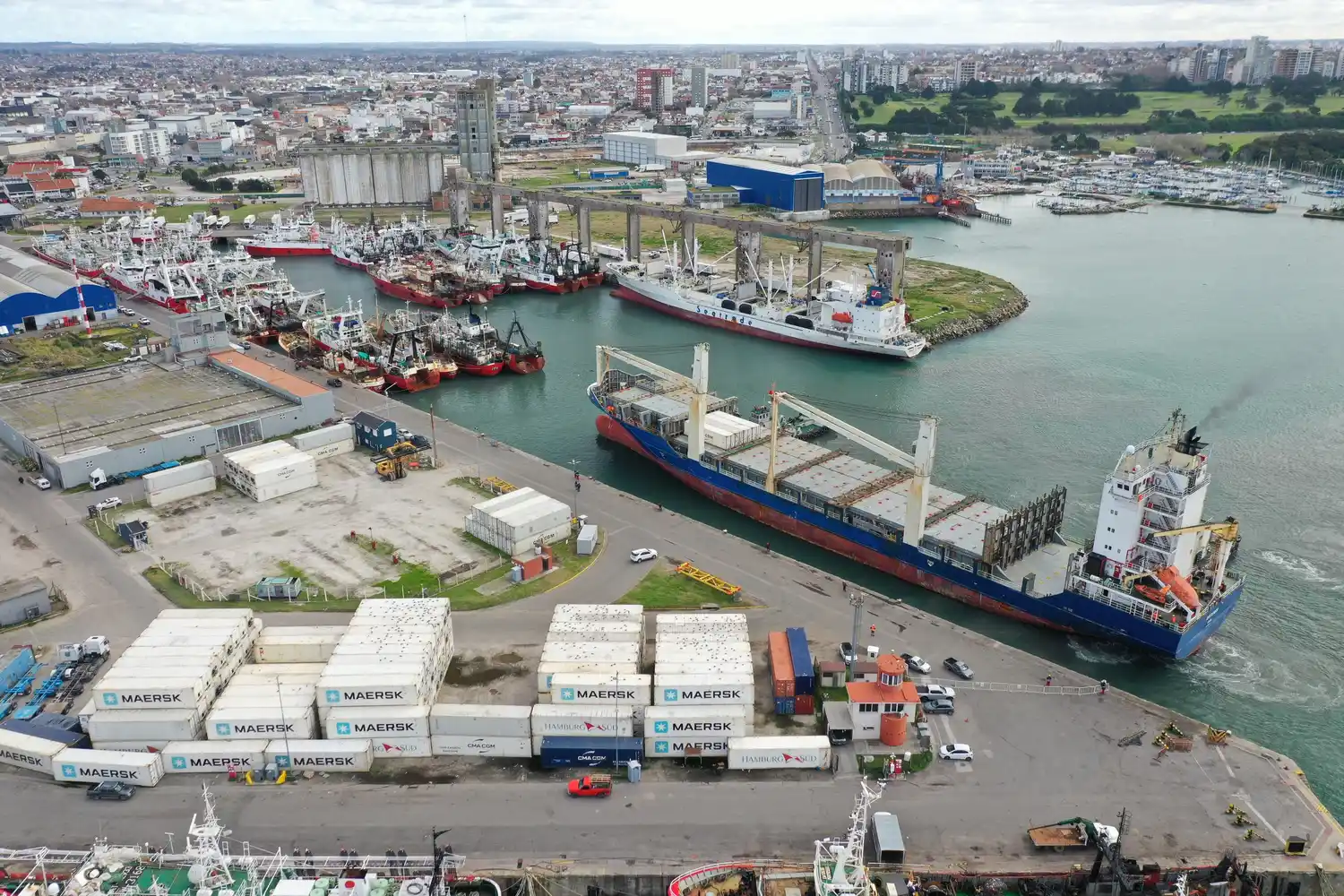 Se alcanzaron hoy acuerdos para evitar paros totales en el Puerto de Mar del Plata.