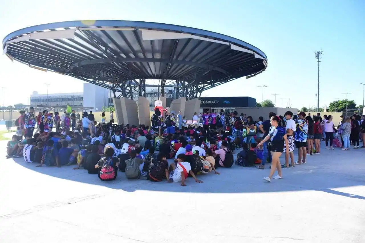 Gran comienzo de la colonia de vacaciones del Parque Acuático