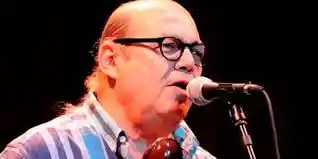 Muere de coronavirus el bachatero Víctor Víctor